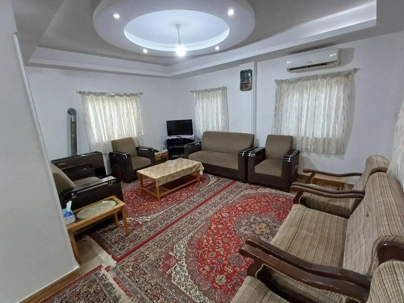 کوهپایه ۱۴۲