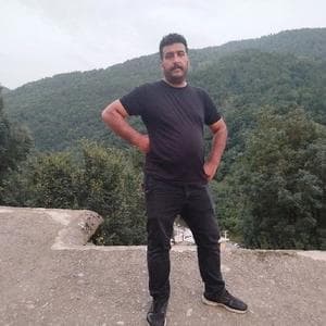 علی مومنی